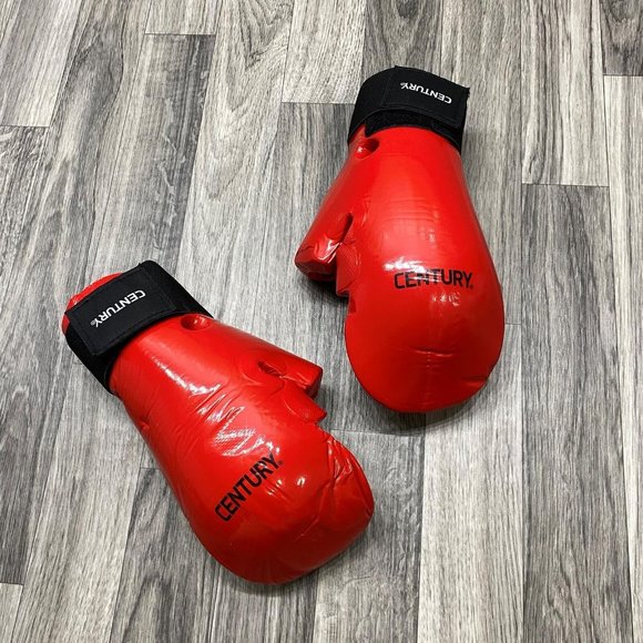 CENTURY Elastic Strap Hook & Loop Closure Red Punching Gloves Youth Size